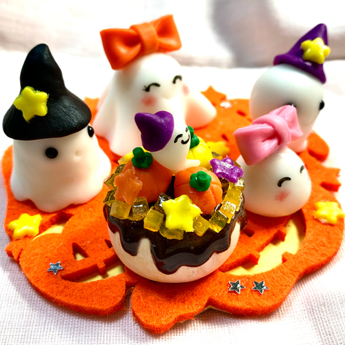 ☆おばけちゃん達のハロウィンパーティー(受注生産) 樹脂粘土 置物 