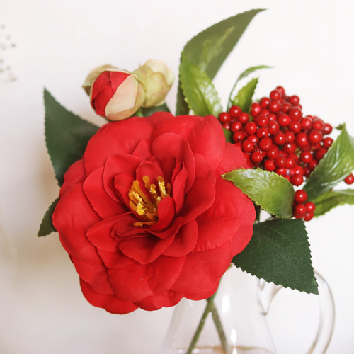 1年中楽しめる「椿とグリーン」ガラス器アレンジ Creema限定 アート