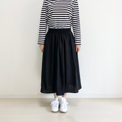 【 オトナのリネン 】国産リネン100％   ロングギャザースカート　ブラック 1枚目の画像