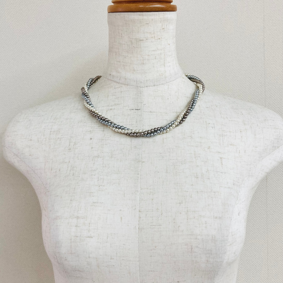 ガラスパール3連ツイストネックレス/ブルーmix/R/made in japan 8枚目の画像