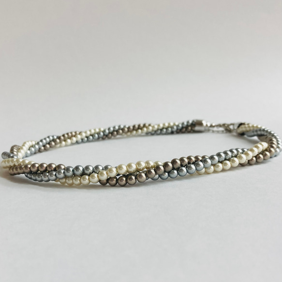 ガラスパール3連ツイストネックレス/ブルーmix/R/made in japan 2枚目の画像