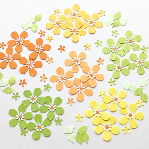 クラフトパンチのカラフルお花と葉っぱのセット〜イエロー アルバム