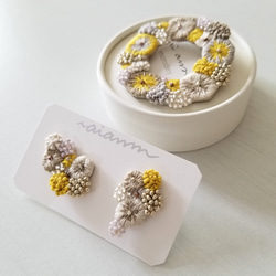 アシメトリー 刺繍イヤリング・イエローベージュ 3枚目の画像
