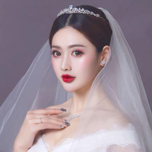 新入荷！ティアラ2種類からお選び Gold＆Silver 髪飾り 7/6 その他ヘア