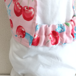 さくらんぼ＆リボン（ピンク）子供用三角巾　ゴム紐付 3枚目の画像