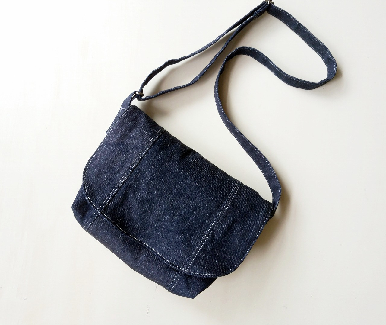【極美品】TIMBUK2 PC収納 メッセンジャーバッグ グレー 希少廃盤モデル 値下げ⭐️Timbuk2 x New Balance C-Series - メルカリ