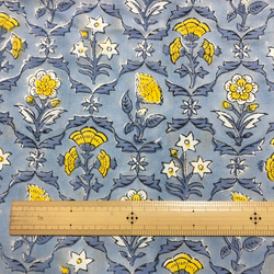 [50cm單位]藍灰黃花印度手工塊印花布料紡織棉 第7張的照片
