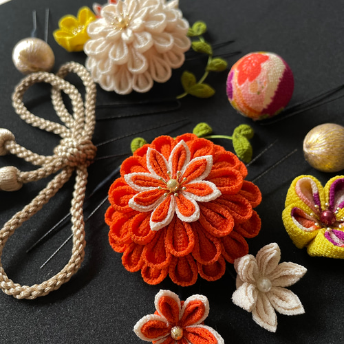 つまみ細工髪飾り【オレンジ色半くすセット】成人式／卒業式など