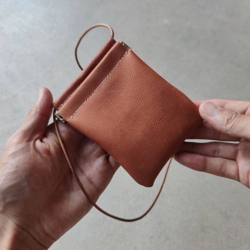 チビちゃんのための初めての革小物 おやつ お小遣い財布バッグ 本革の