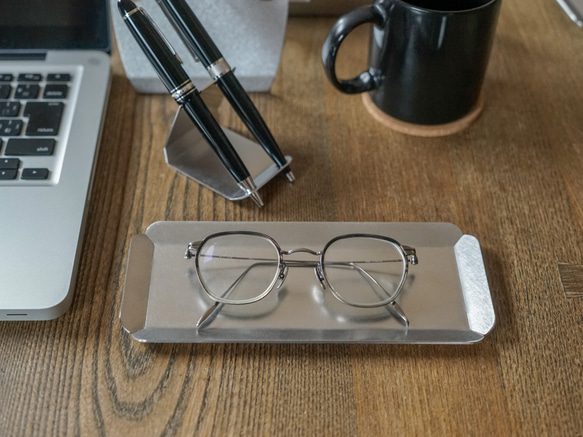 ステンレス研磨加工　ペントレー／眼鏡置きにも 8枚目の画像