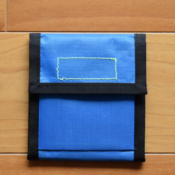 【値下げ】Dyneema 二つ折り財布 ミニ財布 コンパクト ダイニーマ ブルー 防水 billfold 2枚目の画像