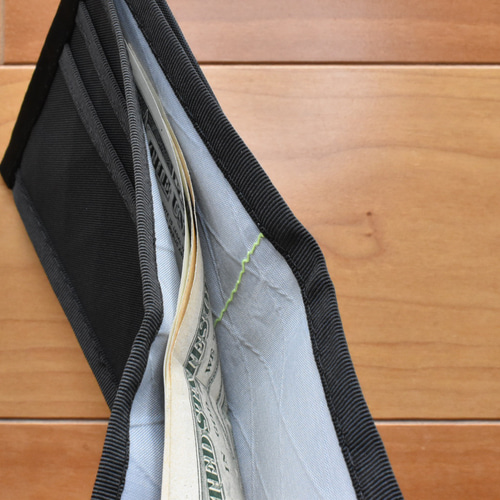 最終タイムセール終了後消去です！♡本物コンパクト財布【剥がれなし/ベタつきなし】 値下げ】二つ折り財布 ミニ財布 コンパクト X-Pac ブラック 防水
