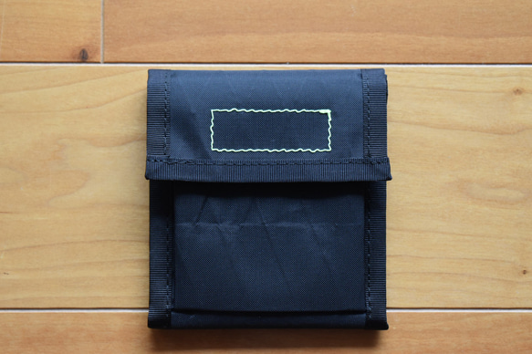 【値下げ】二つ折り財布 ミニ財布 コンパクト X-Pac ブラック 防水 billfold 2枚目の画像