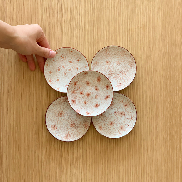 【京焼・清水焼】京都　水野春陽窯　赤絵　花柄　豆皿（菊、桔梗、朝顔） 1枚目の画像
