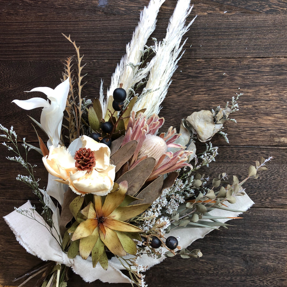 プロテア・カーニバルとパームフラワーのブーケ スワッグ ドライ  