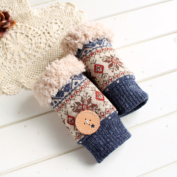 ハンドウォーマー☆ノルディック結晶柄ネイビー紺☆ボタンブローチ付  