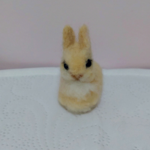 羊毛フェルトうさぎミニサイズ 羊毛フェルト かおち 通販