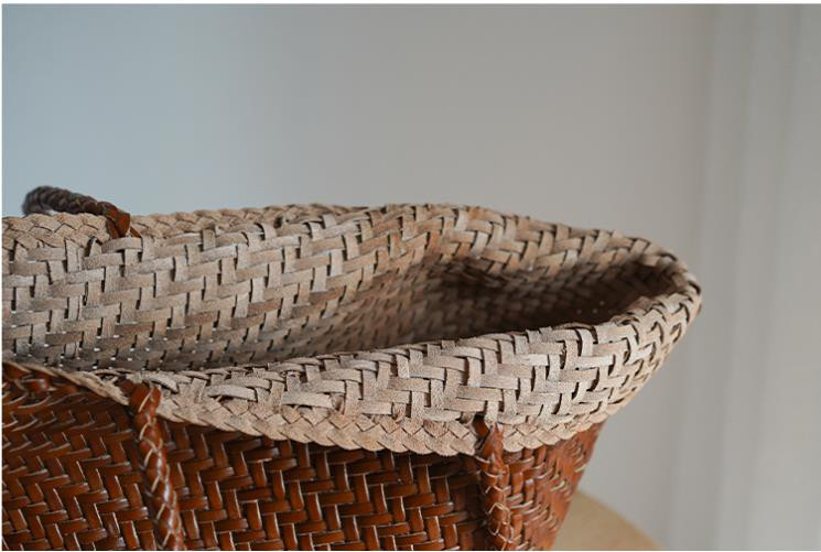 【受注製作】手編み牛革ショルダトートバッグしっかりとした編み込み こげ茶色　TP 040 13,244円