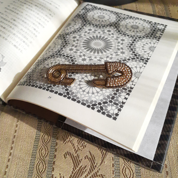 n*o様 オートクチュールビーズ刺繍　ポップコーンブローチ n*o様 オートクチュールビーズ刺繍 ポップコーンブローチ レディース