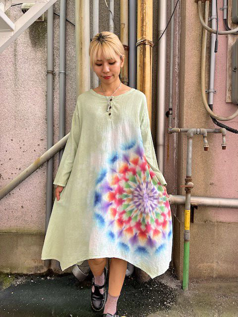 タイダイ染め　新型ヘンリーネック長袖ワンピース 　新型ヘンリーネック長袖ワンピース HD17-14