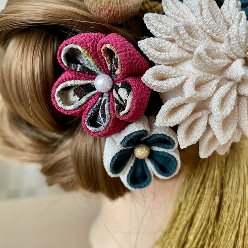 つまみ細工 髪飾り  オーダー専用になりました(*'▽'*) お好きな色でオーダーメイド✴︎つまみ細工髪飾り8点セット 成人式