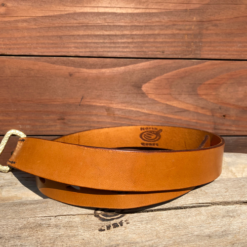 C*s様 MasterHand 本革ベルト100cm ブラウン 真鍮バックル ヴ 槌目真鍮バックルレザーベルト ブラウン 76cm その他ファッション