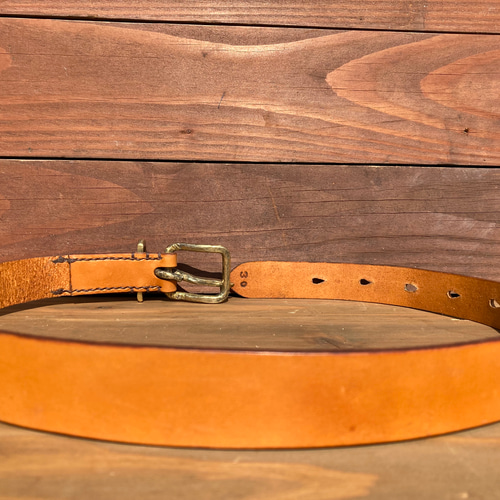 槌目真鍮バックルレザーベルト ブラウン 76cm その他ファッション