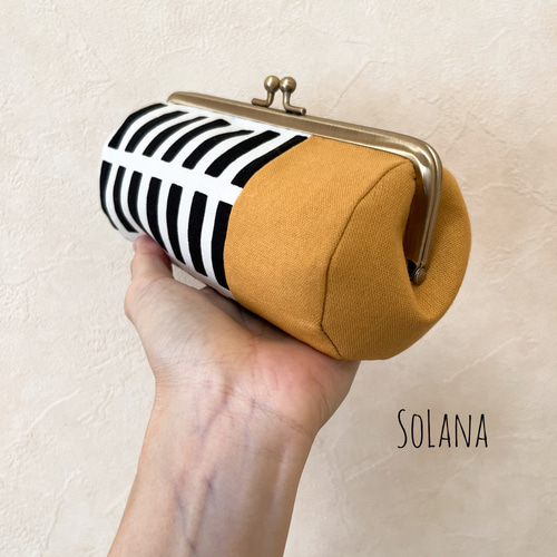 北欧モノクロ×マスタード◇俵型がま口ポーチ がま口 SoLana 通販