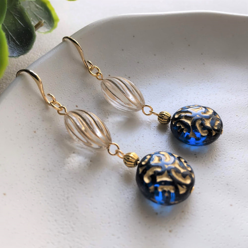 再販♪】香水瓶風 ☆ ヨーロピアン調 チェコガラス【カプリブルー