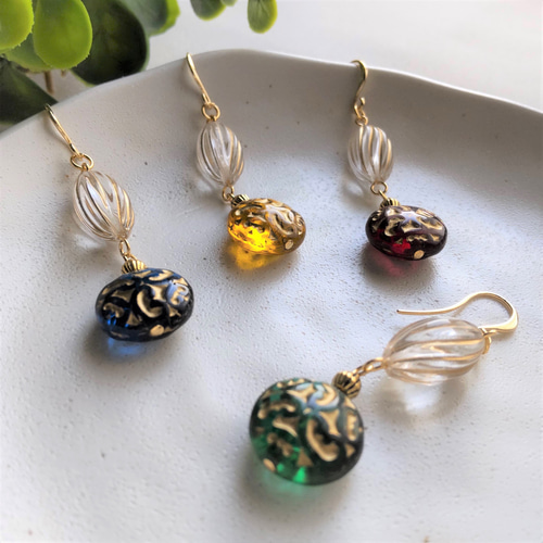 再販♪】香水瓶風 ☆ ヨーロピアン調 チェコガラス【カプリブルー