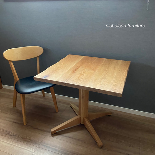 オーダーメイド　ダイニングテーブル　天然木　木脚　コーナーテーブル　ナチュラル カフェテーブル ダイニングテーブル 天然木オーク 木製一本脚