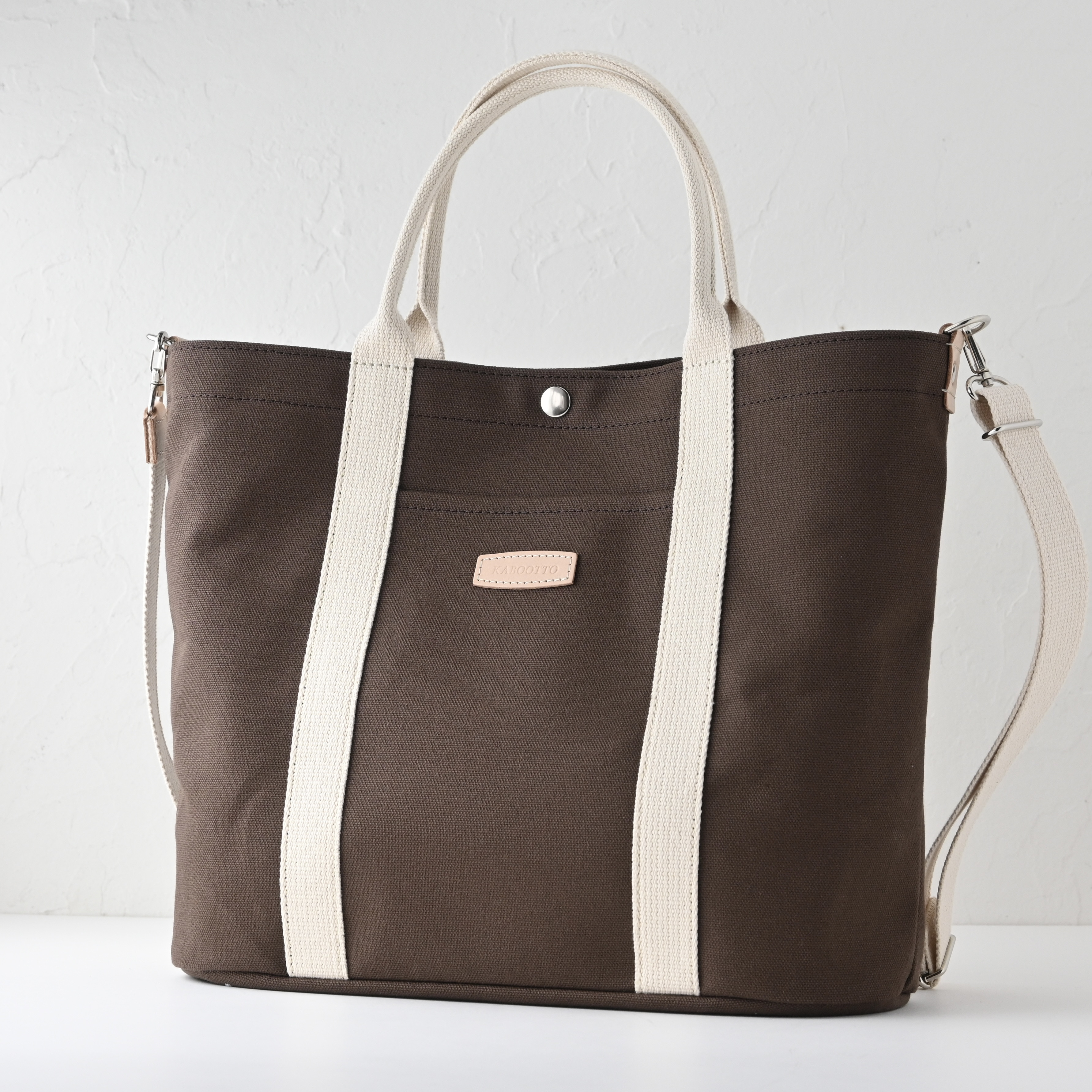 A4サイズ/筒状ポケットでボトルや傘が倒れず便利！ 嬉しい2wayのトート#ダークブラウン