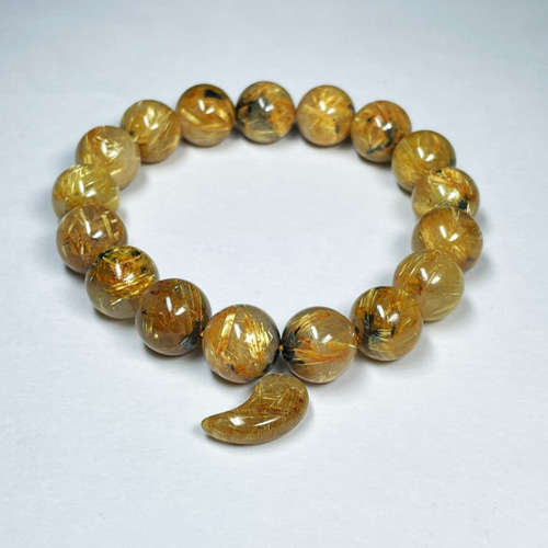 12ミリ お勧め 現品一点物 太陽放射ルチルブレスレット 勾玉 濃密