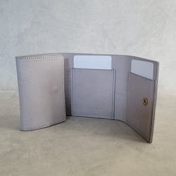 三つ折り財布・イタリアンレザー・ GLAY 4枚目の画像