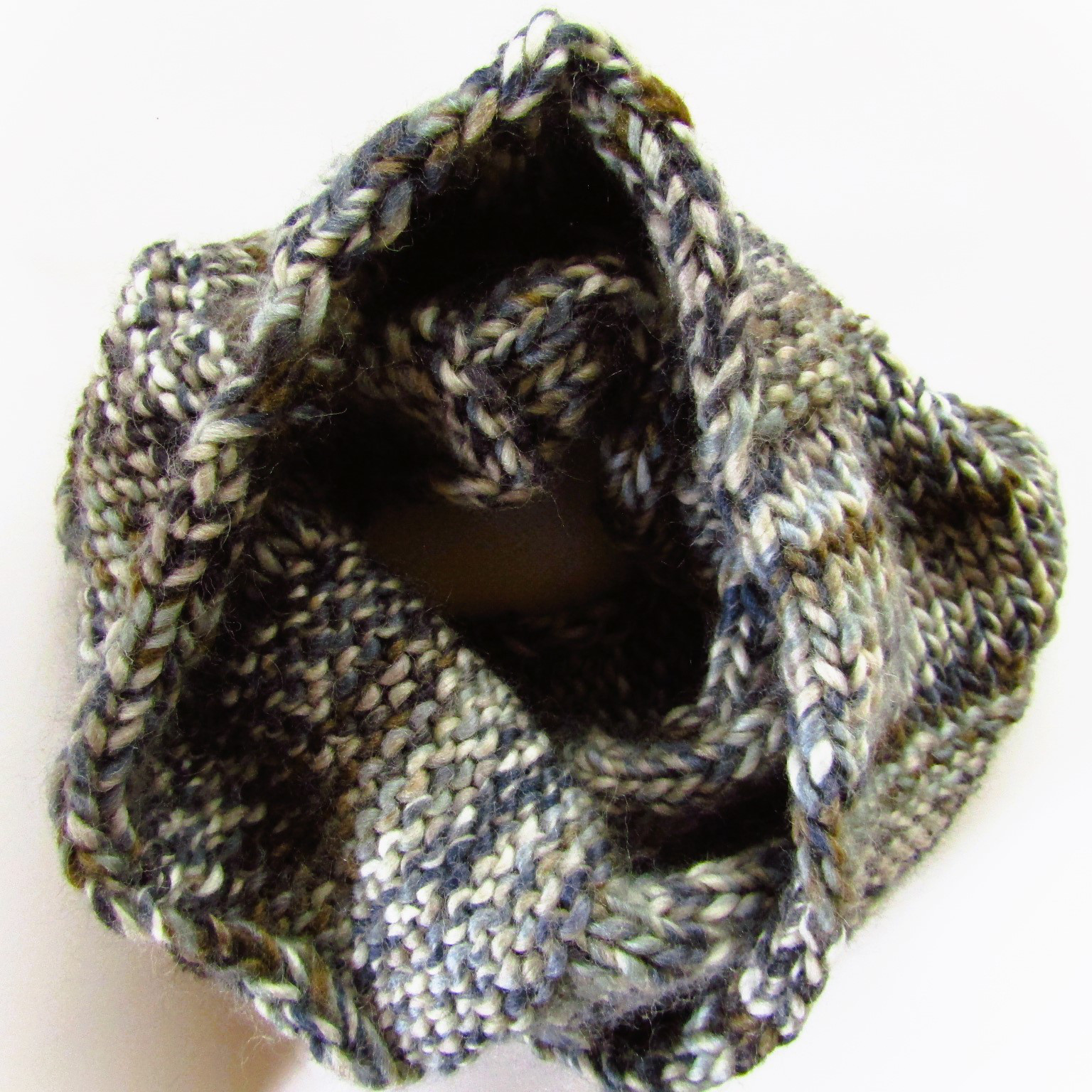 ❁手編み❁LAST ! 1点!!カラフルグラデーションスヌード(シック)【受注製作】