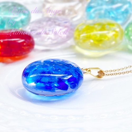 アンダラクリスタルをぎゅっと閉じ込めたうるつやレジン