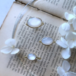 【受注制作】大粒　ホワイトムーンストーン　リング（真鍮・silver） 8枚目の画像