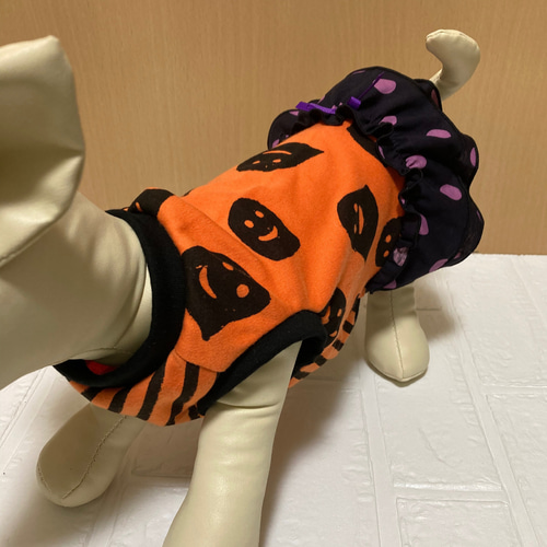 ハンドメイド 犬服 ハロウィン柄ワンピース（オレンジ） サイズ