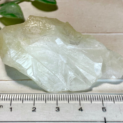 レインボー✨【治癒の石】レモンクォーツ ラフストーン 原石