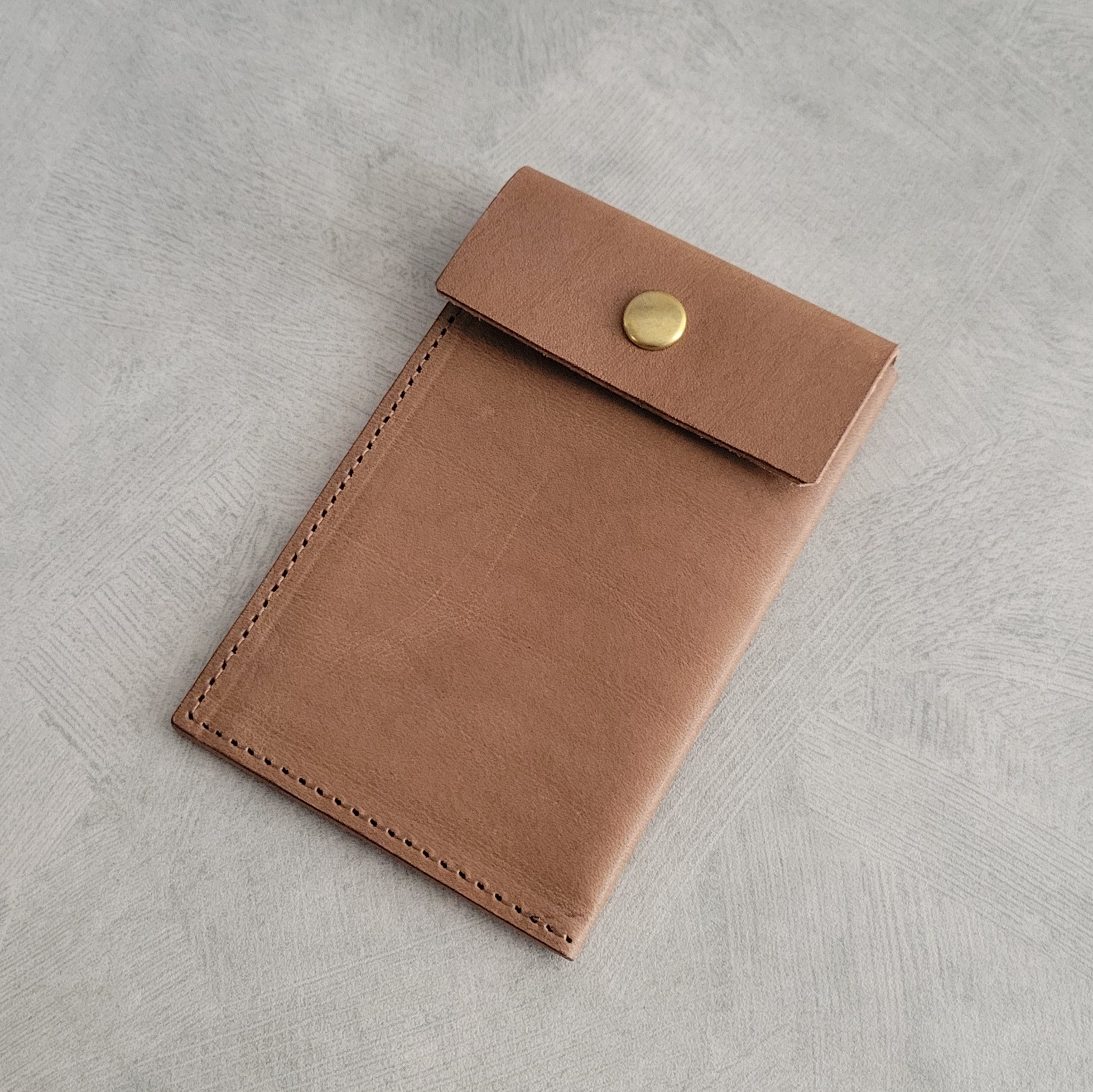 【ポケット2ヶ所】パスケース・MOCHA