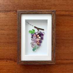 〈実りのブドウ〉天然石・シーグラスアート 2枚目の画像