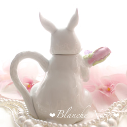 世界唯一－兔子花束茶壺 第4張的照片