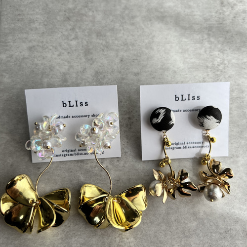 ピアス ハンドメイド ゴールド オーロラ 花びら 花 フラワー ピアス