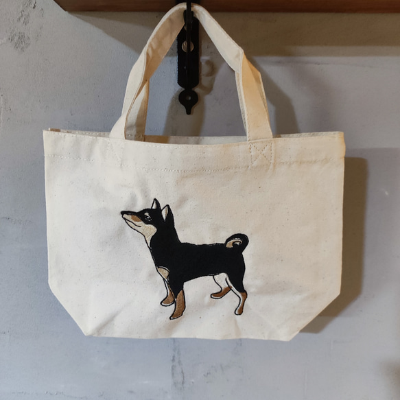 ハンドメイド オリジナル刺繍作品 柴犬 刺繍トートバック （黒