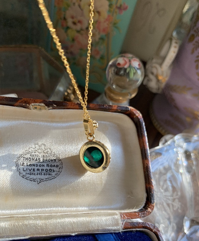 オアシス ウエスタン ヴィンテージ エメラルド グリーン キラキラ ガラスストーン ネックレス 緑 オアシス ウエスタン ヴィンテージ エメラルド グリーン キラキラ ガラスストーン ネックレス 緑