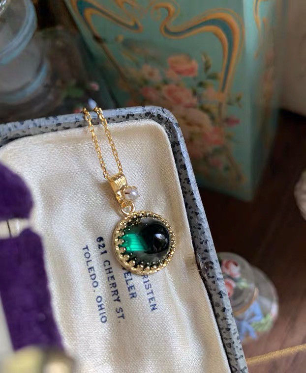 オアシス ウエスタン ヴィンテージ エメラルド グリーン キラキラ ガラスストーン ネックレス 緑