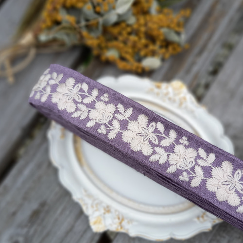新色☆インド刺繍リボン no.174 (25cm・ミモザ・紫ベース・白