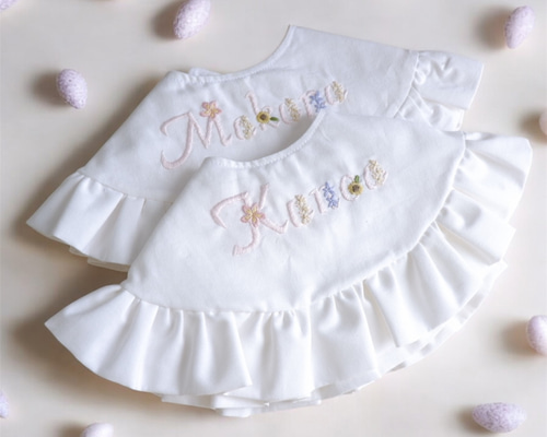 特集掲載】お宮参りに大人気☆男女デザインありの名入れ刺繍のフリル