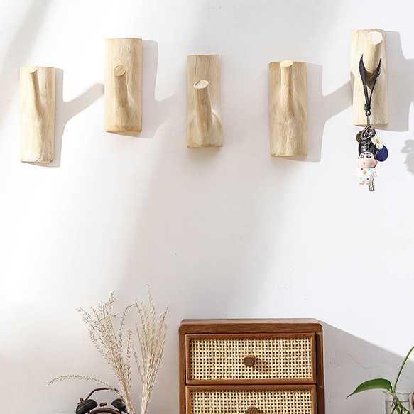 受注生産 職人手作り 手吊り壁フック 木製コートフック、無垢材コートフック カントリー風 2枚目の画像