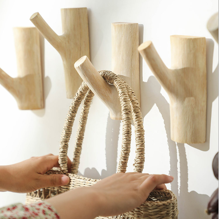 ハンドメイド 職人手作り ウォールフック 家具 コートフック 木目 無垢材 木工 受注生産 職人手作り 手吊り壁フック 木製コートフック、無垢材